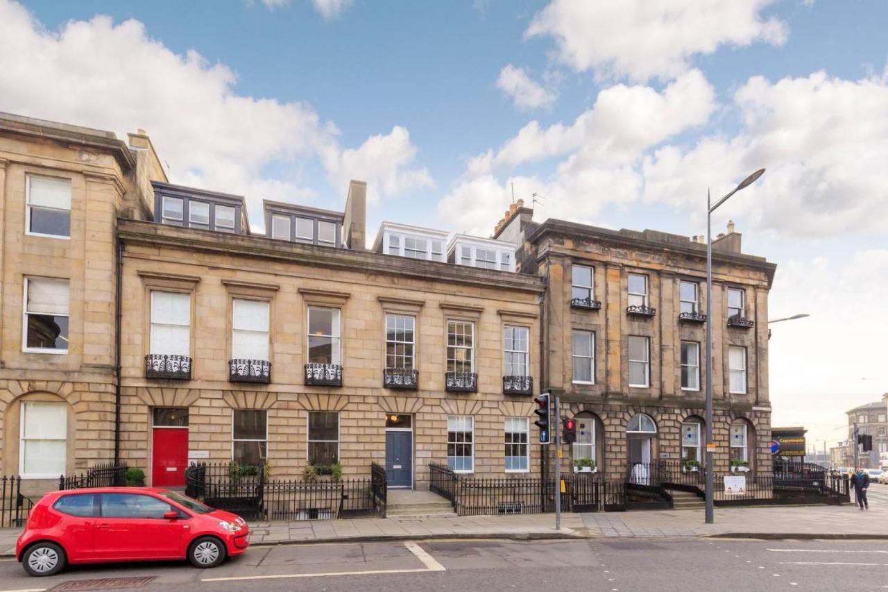 Joivy Luxurious 2Br Home Near Haymarket Station EDI Kültér fotó